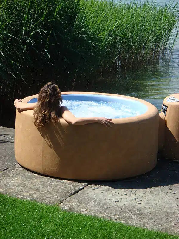 Softub vs Traditional Hot Tubs: What's the Difference?