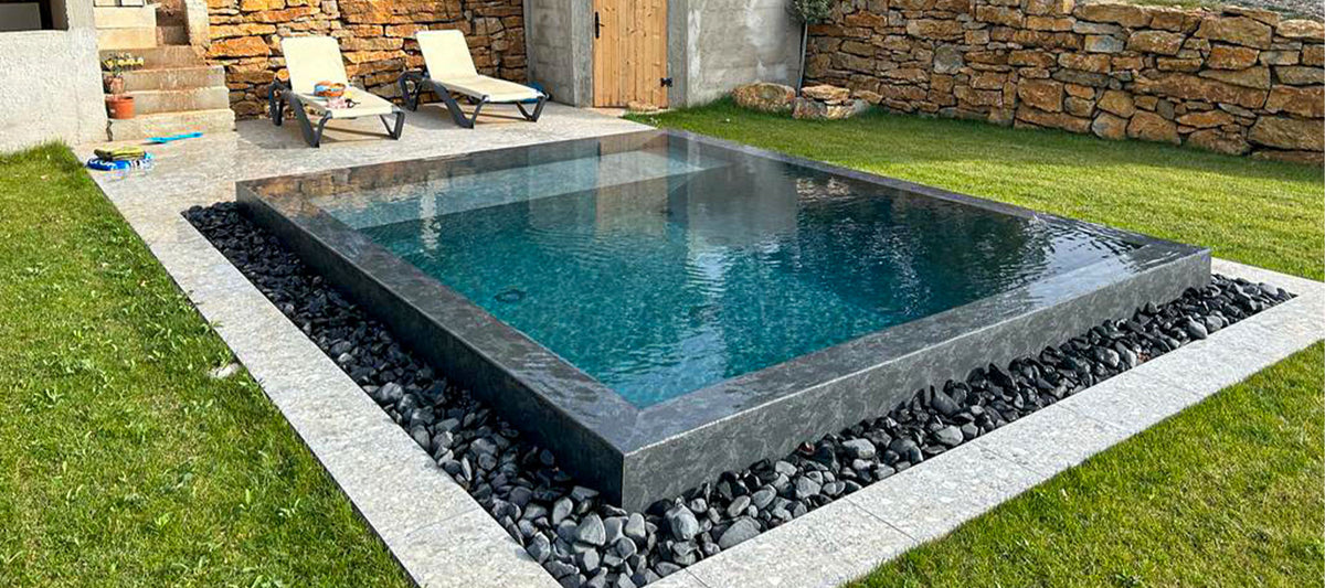 Softub spa lifestyle setting