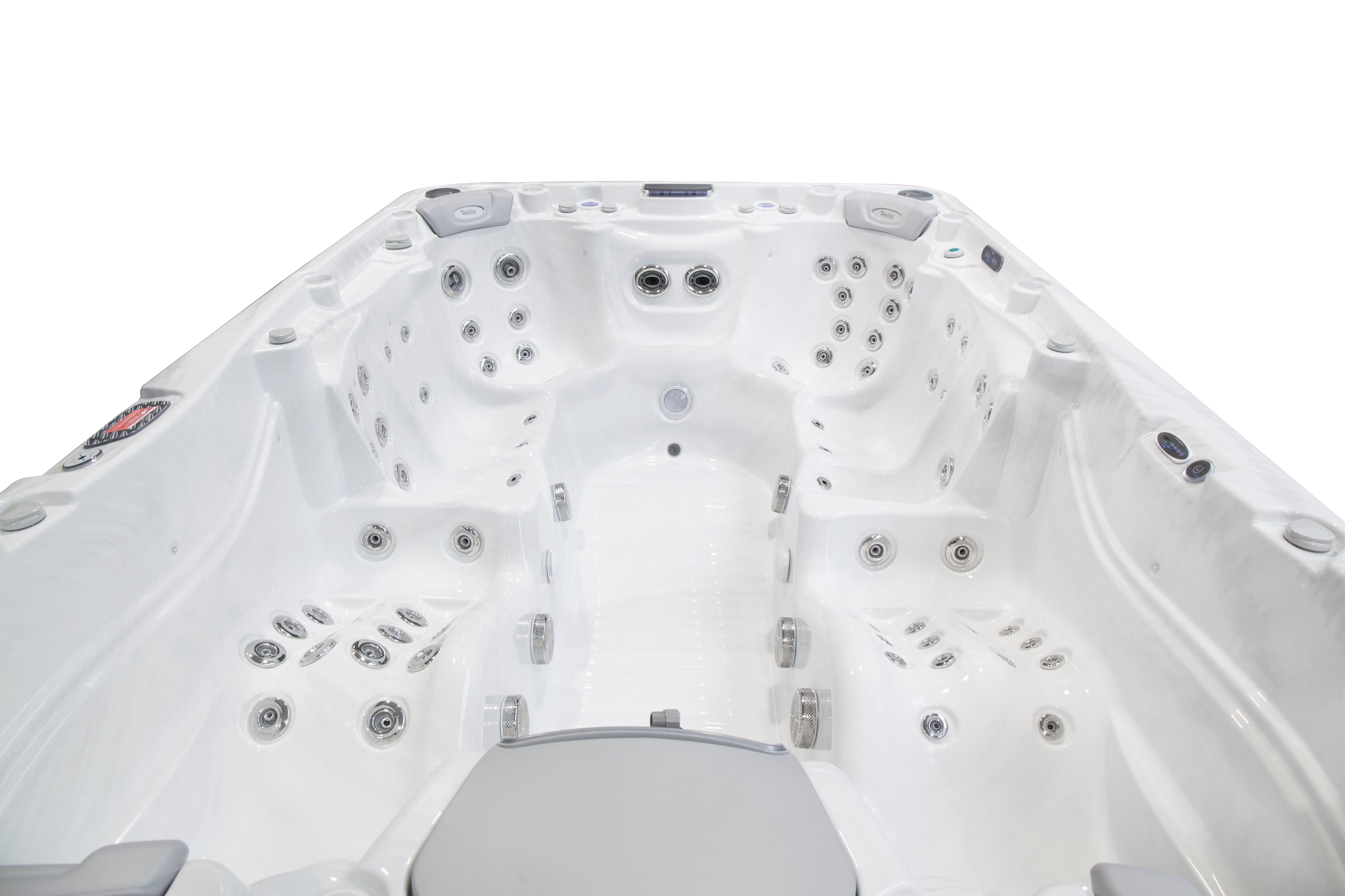 Wellis: Olympus Spa – WhitePine Outdoors